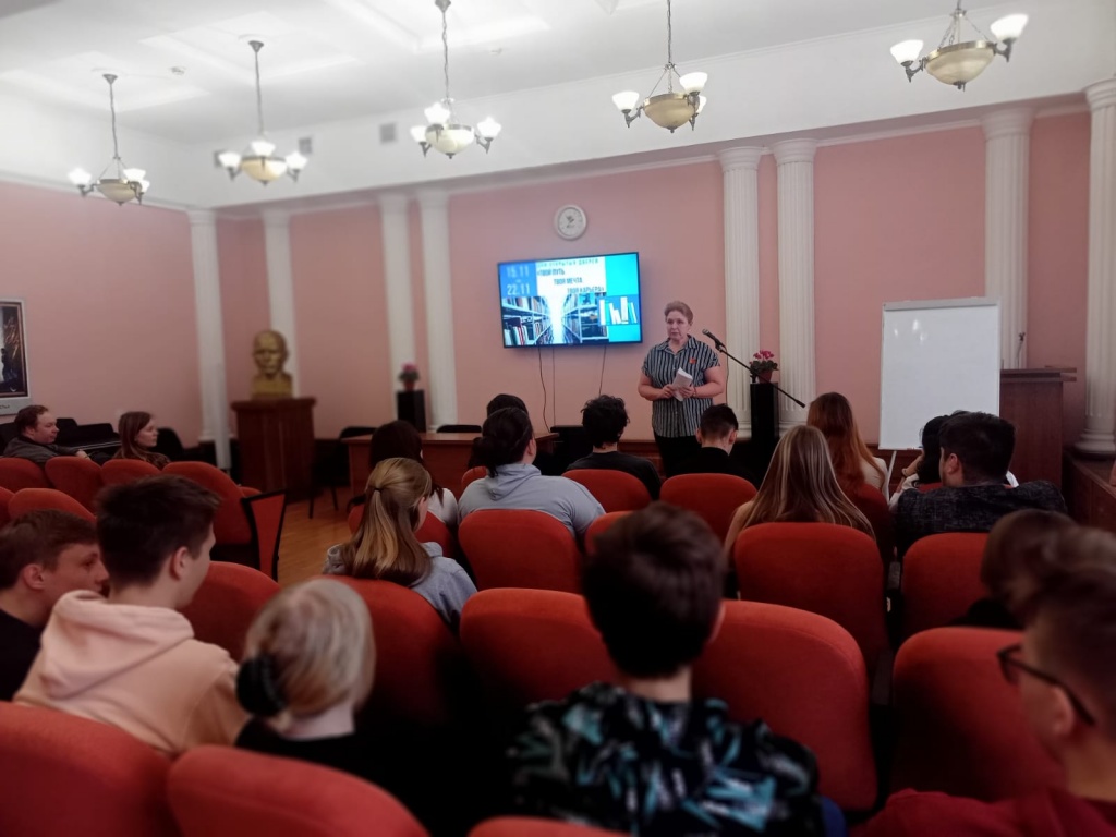 Преподаватель Бийского государственного колледжа Ермошина Светлана Викторовна