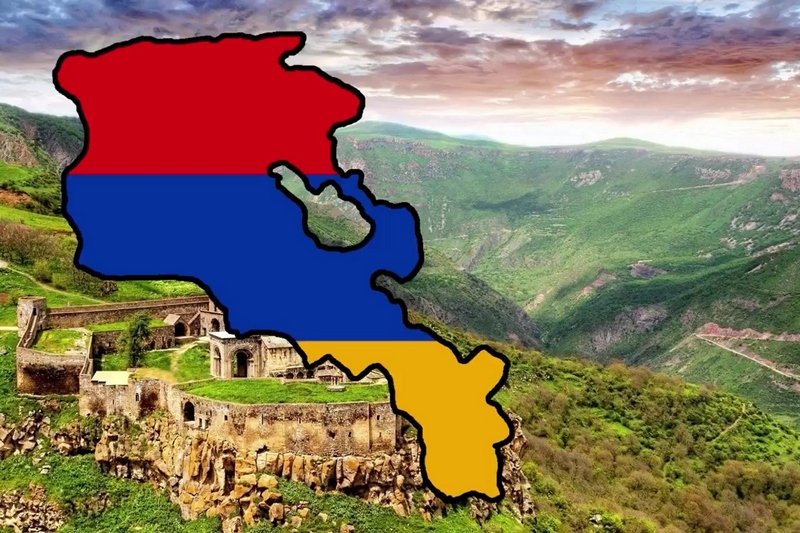 Армения флаг