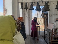 На волне колокольного звона…