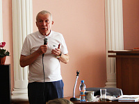 Встреча с алтайскими писателями В. Чикильдиком и А. Муравлевым.