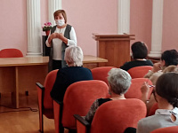 Литературная осень в Шукшинке. Презентация книги В. Шнайдера «Ахан».