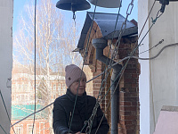 На волне колокольного звона…