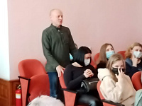 Литературная осень в Шукшинке. Презентация книги В. Шнайдера «Ахан».