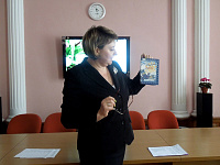 Литературно-музыкальная композиция «Улыбка мамы – счастья добрый вестник»