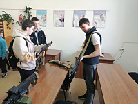 «По главной улице с оркестром»