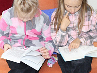 Акция «Книги, кисти и перо»