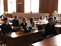 Информационный час «Крым — наш»